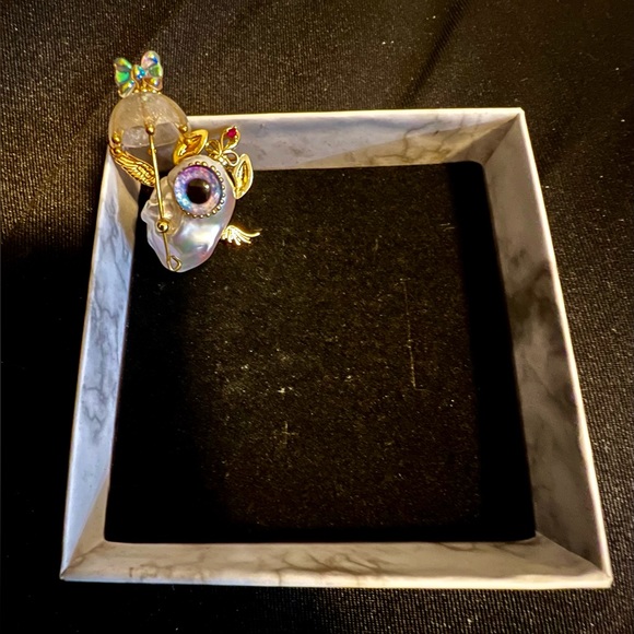 Brand New Pearl Eye umbrella Pendant - Picture 7 of 7